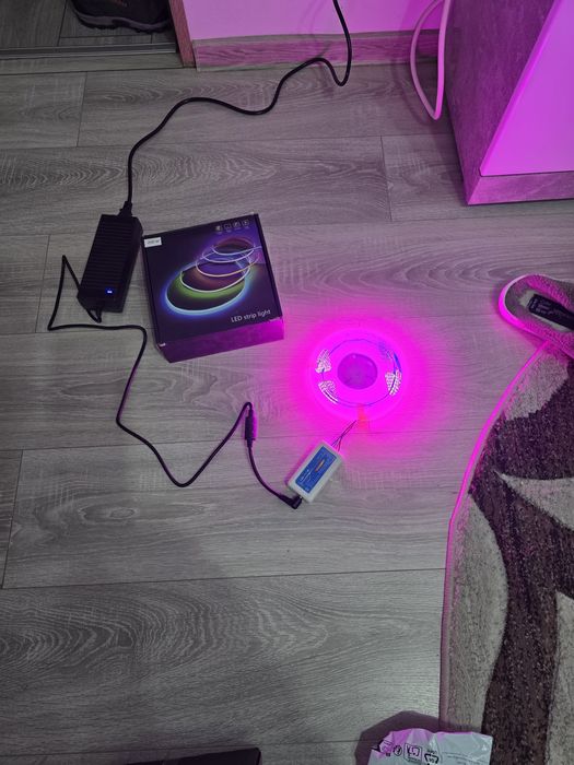 Bandă LED COB RGB + alb cald 5M WiFi – 784 LED/m, 24V
