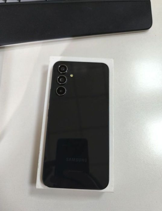 Samsung A54 8/128 ideal yengide
