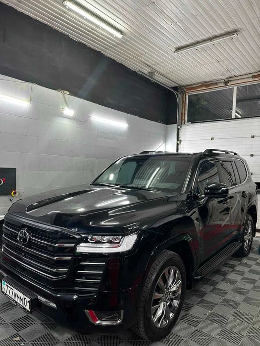 Полировка кузова и нанесение керамики бронепленка