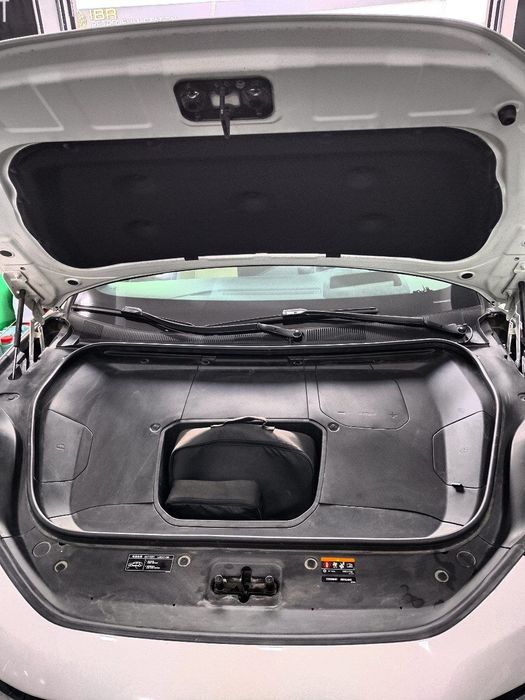 Замена редукторных масел и доливка антифриза на Zeekr 001