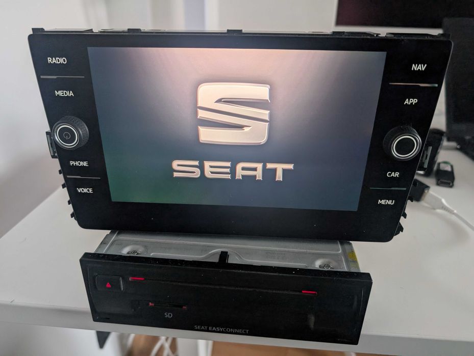 Radio Navigatie Seat Leon 3 Ibiza Toledo  Unitate Retrofit Full Link