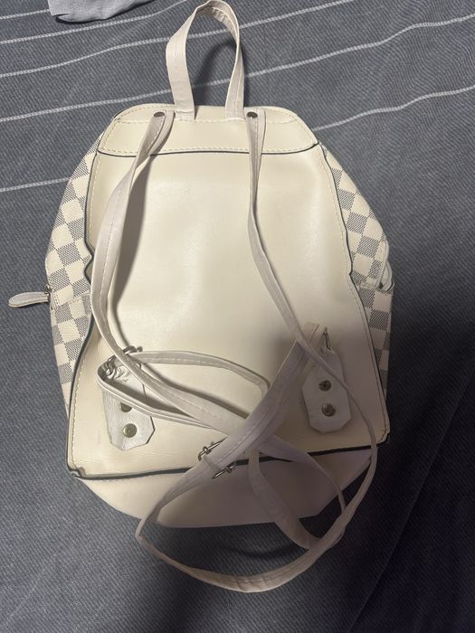 Ghiozdan louis vuitton