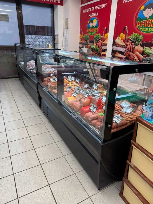 Vitrină carne 200 cm 800L R290 răcire ventilată