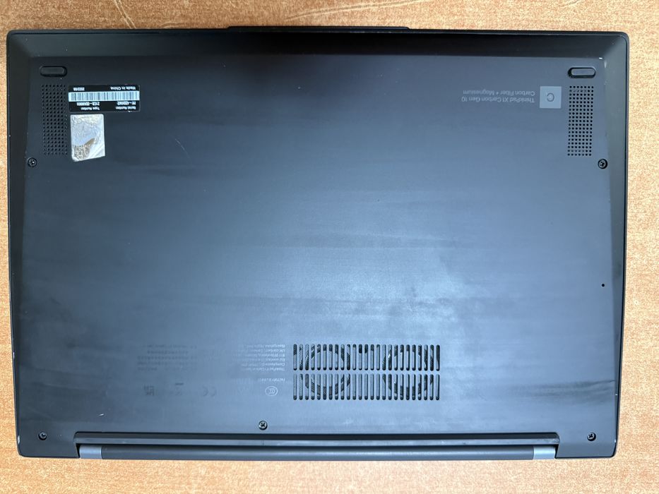 Lenovo Lenovo ThinkPad X1 Carbon Gen 10 – i5 1240P Refurbished
