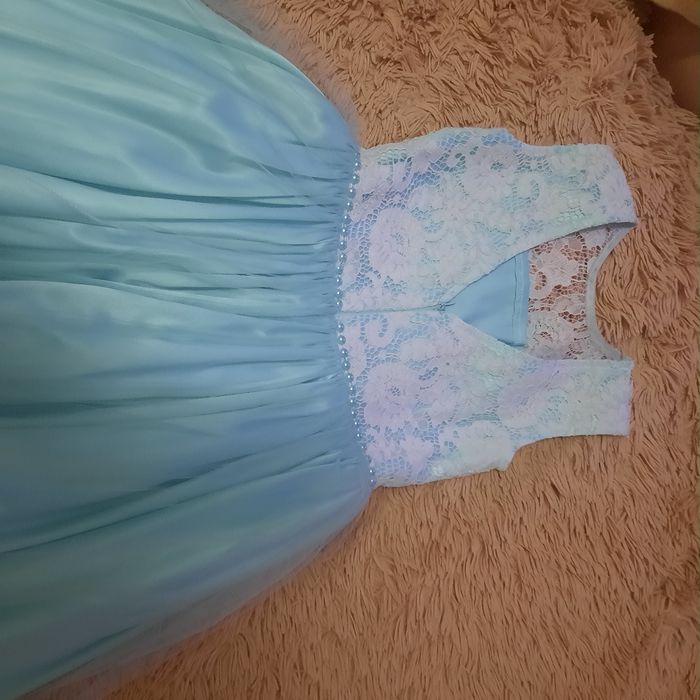 Продам платье на девочку