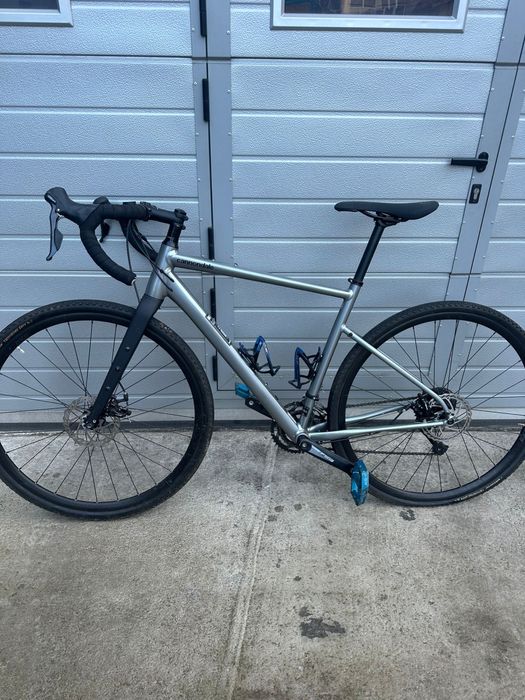 Bicicleta cannondale topstone 3