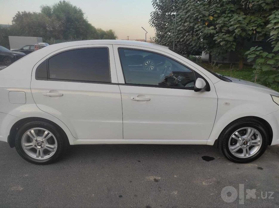 Nexia 3 2019-yil avtomat 313.000km yurgan kraska toza