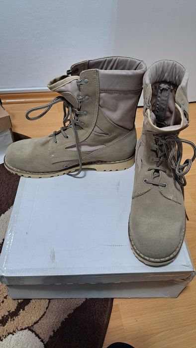 Bocanci piele intoarsa militari