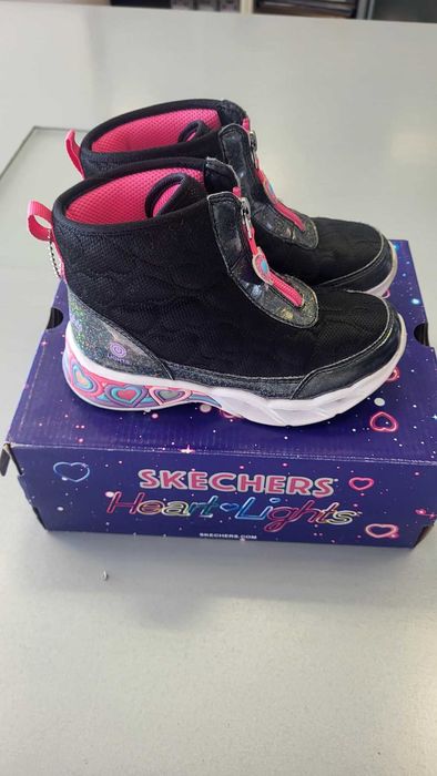 Sneakers Skechers, numar 32