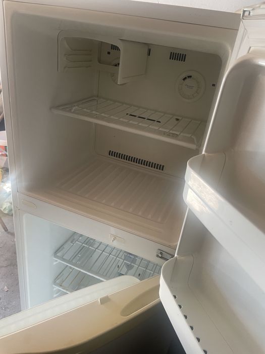 продам хододильник на запчасти