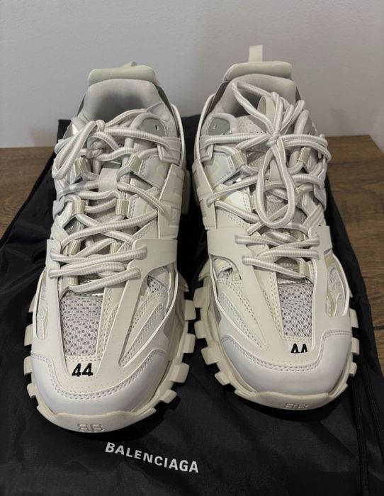 balenciaga track