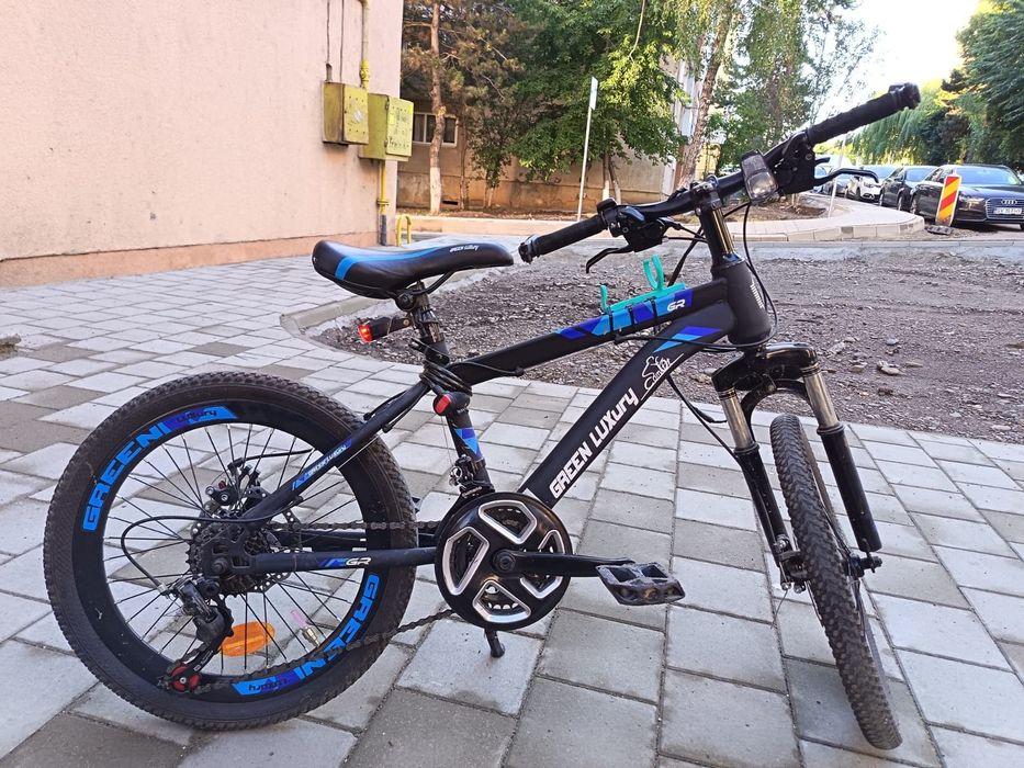 Vând bicicleta copii