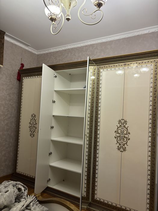 Срочно продается Спальный гарнитур Беларусь есть КаспиРед