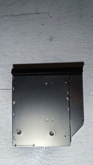 Piese Laptop Acer E5 571 

Monitor - 150 lei
Tastatura - 100 lei