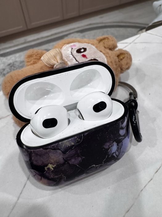 Airpods 3. 100 мың алынды.