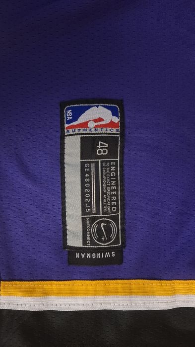 Джерси(Майка) баскетбольная, от команды Lakers, игрока Леброн Джеймса