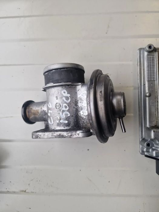 Pompa vacuum,supapa egr Bmw seria 3 E 46 motor 2.0 ,150 cp