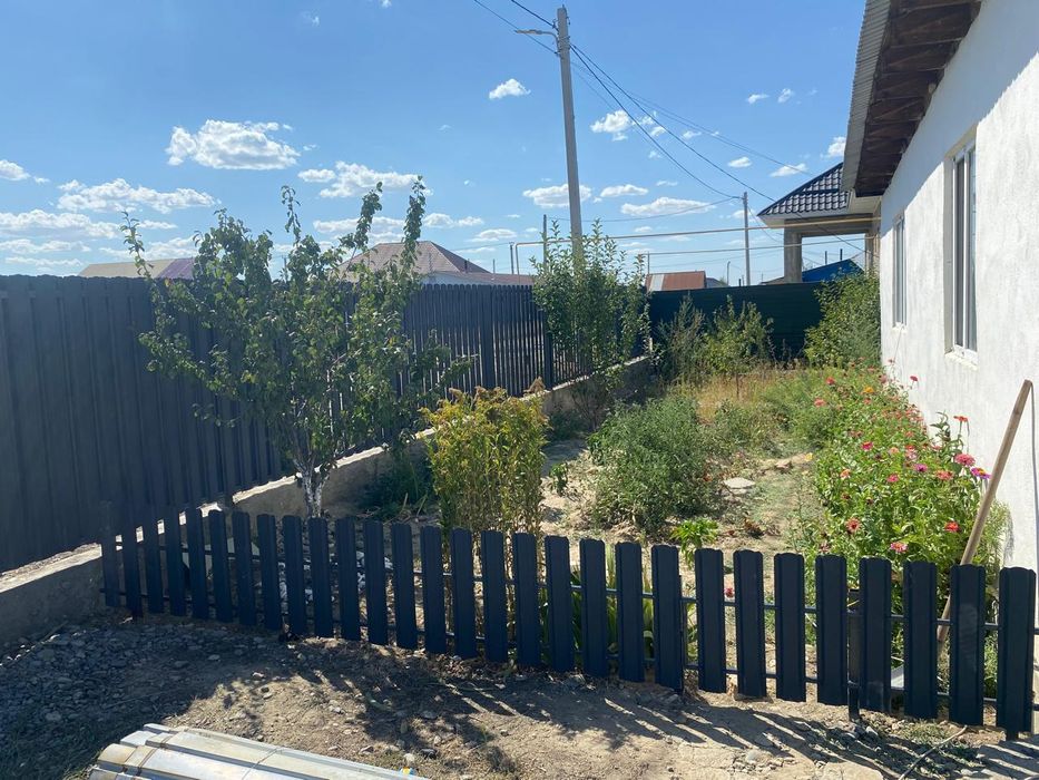 Продаётся евро штакетники