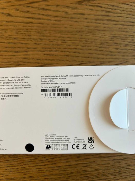 Apple Watch Series 11 46mm Space Gray, Cellular + GPS Ca Nou, Full Box