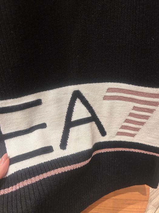 Шал Armani EA7 нов