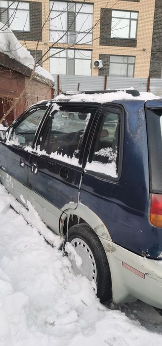 Продоётся машина Mitsubishi RVR