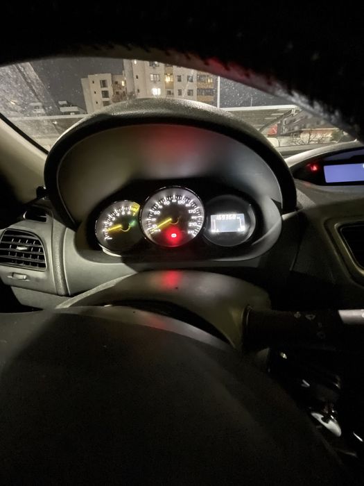 Renault fluence  1.6 16v