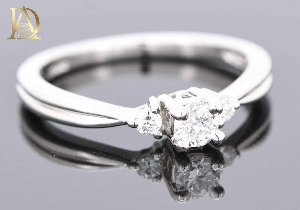 Нов Златен Пръстен с 0.29кт Естествени Диаманти