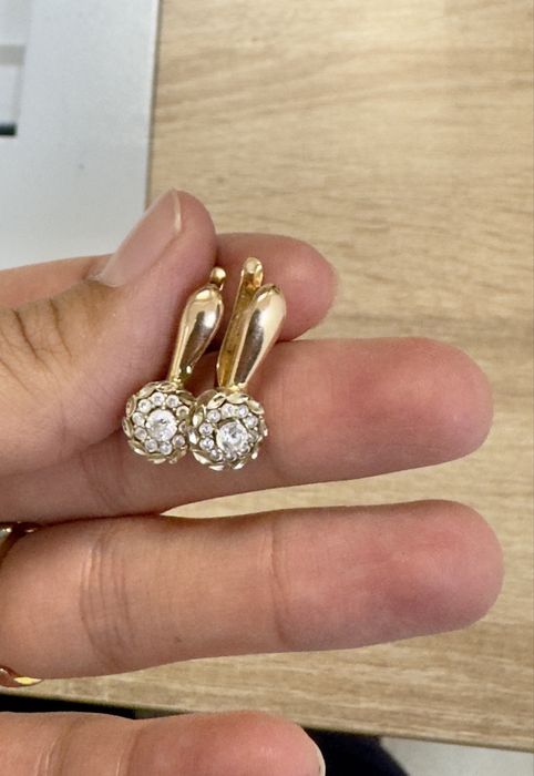 Золотые сережки 585
