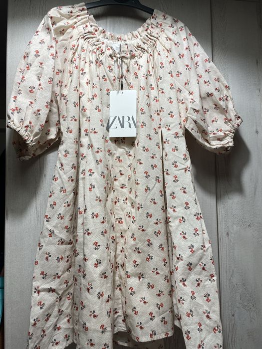 Рокля Zara 8г.