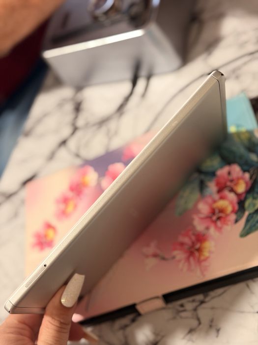 Samsung Galaxy Tab A7 Lite LTE SIM + SD, 32GB – stare foarte bună