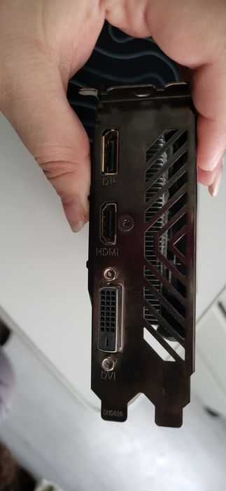 Продаётся видеокарта 1650