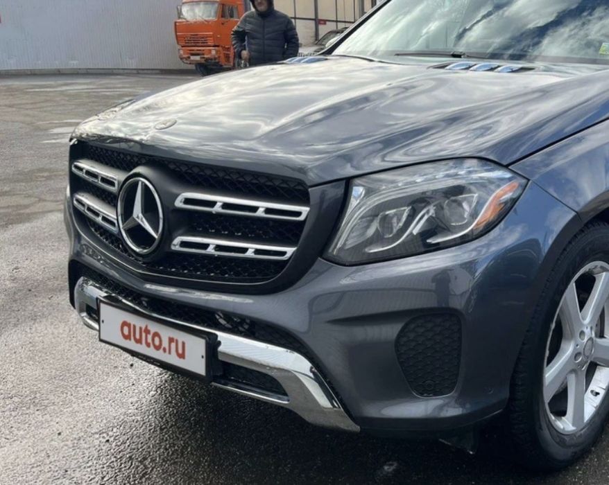 Бампер передний X166 GLS