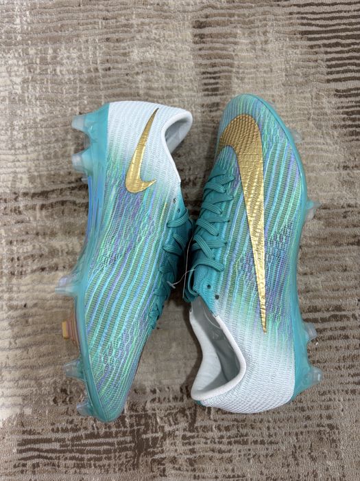 ghete fotbal superfly si mercurial