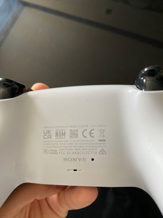 Джойстик за плейстейшън 5