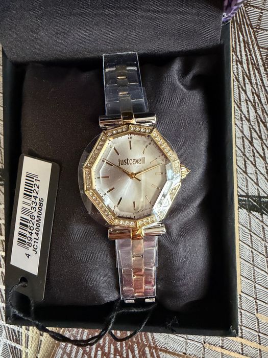 Дамски часовник НОВ Just Cavalli