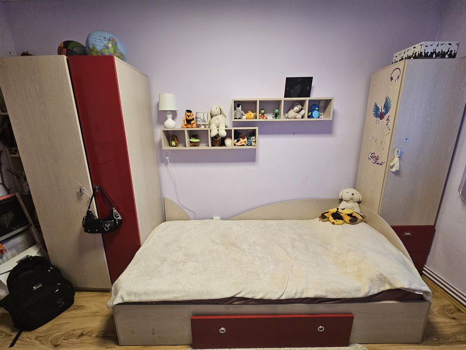 Mobilier complet camera copil