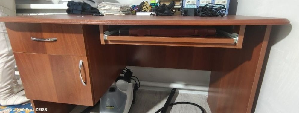 Продам офисные столы