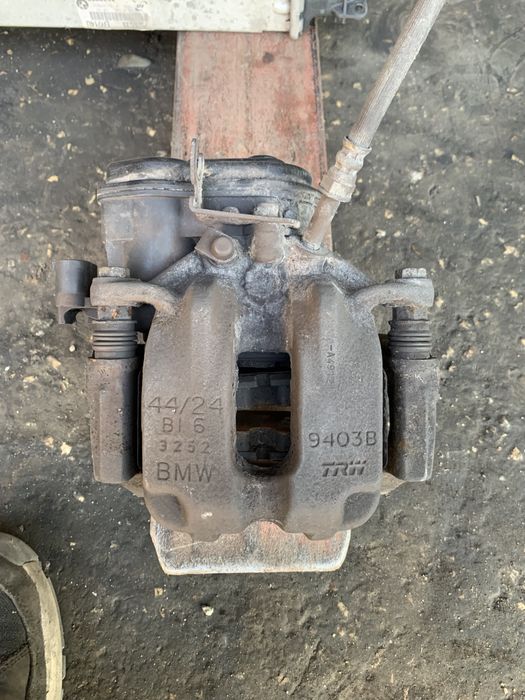 Заден ляв спирачен апарат Bmw  ф10 F10 f11