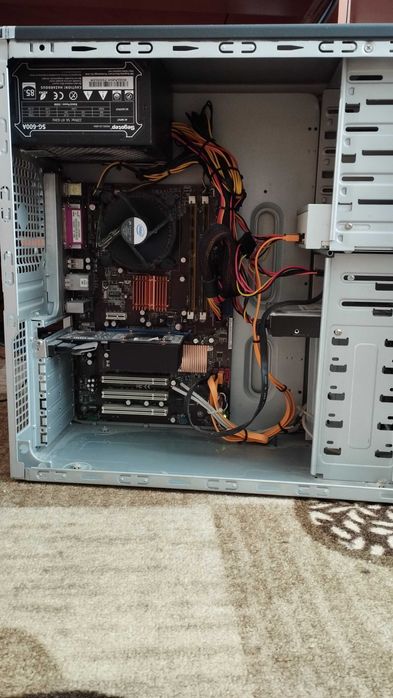 Настолен компютър Intel Celeron 2.40GHz