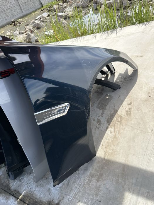 Aripa stanga / dreapta BMW seria 5 f10 / f11 culoare ALB / Negru / Gri / B39 / A90 / B90 / 475 / 668 / 689 / A89 / 416