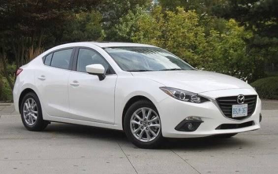 Мазда 3 седан Mazda 3 sedan 2.2 дизел автомат и ръчна кутия 2015г.