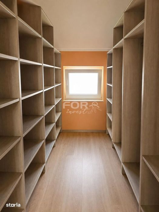 Vilă cu 5 camere, 880mp teren, de vânzare în Oncea Oradea