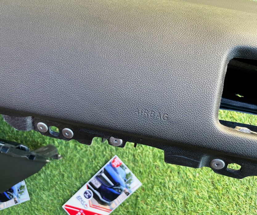 VW Jetta 5c kit airbag volan pasager plansa de bord set centuri