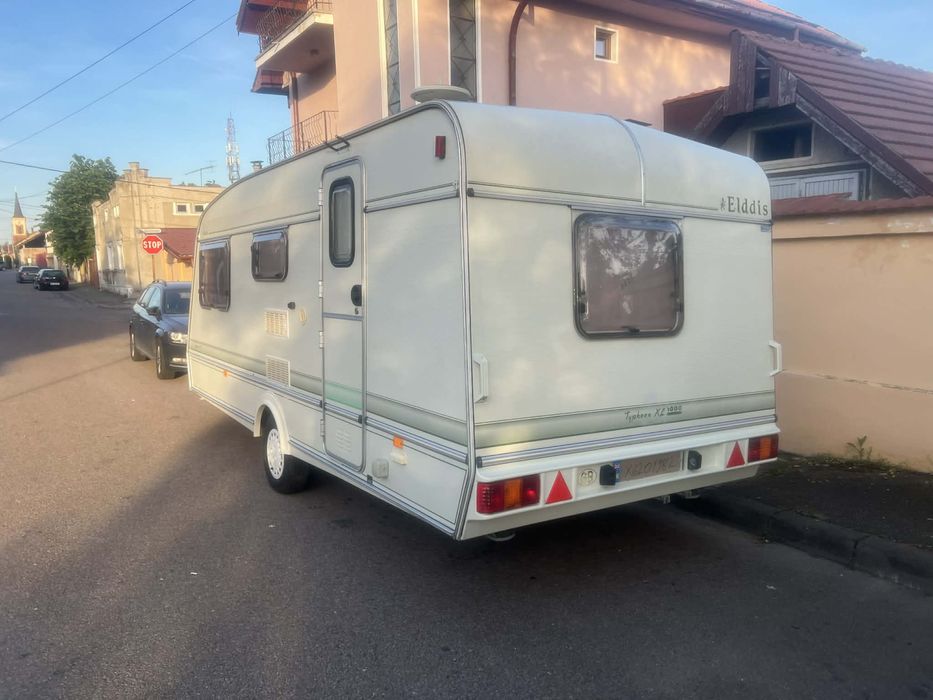 Auto rulota elddis