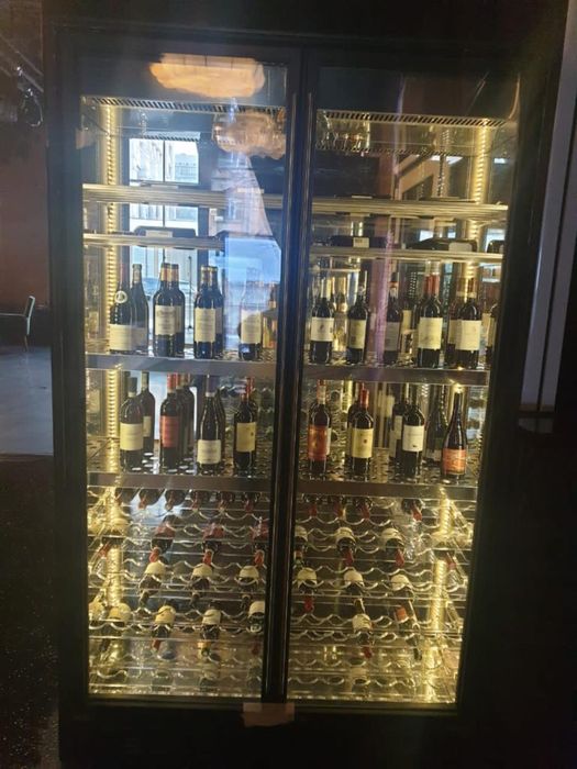Винный холодильник