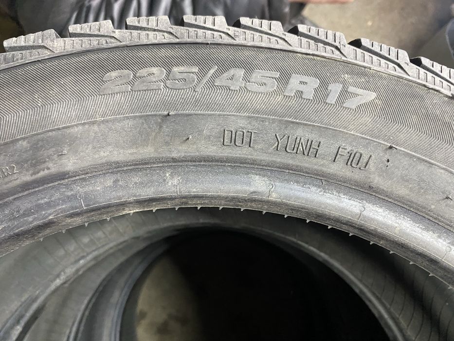 ВИАТТИ на 17. 225/45 шипы