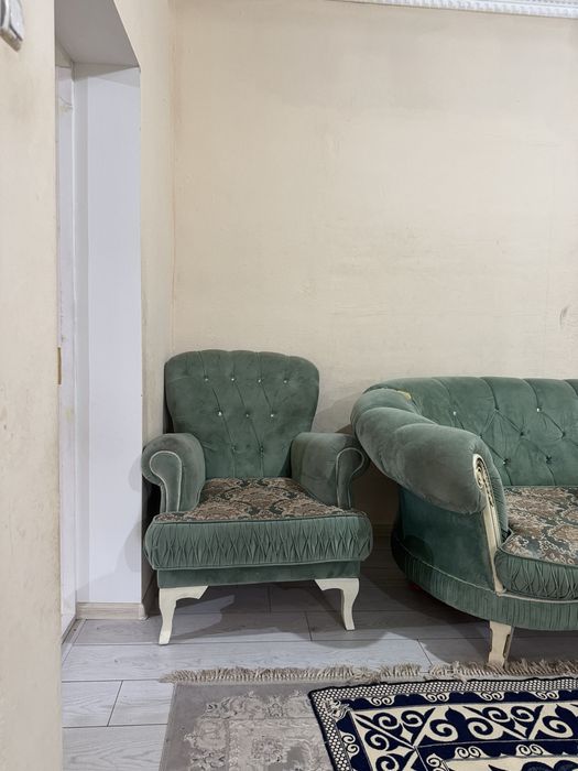 Королевский диван