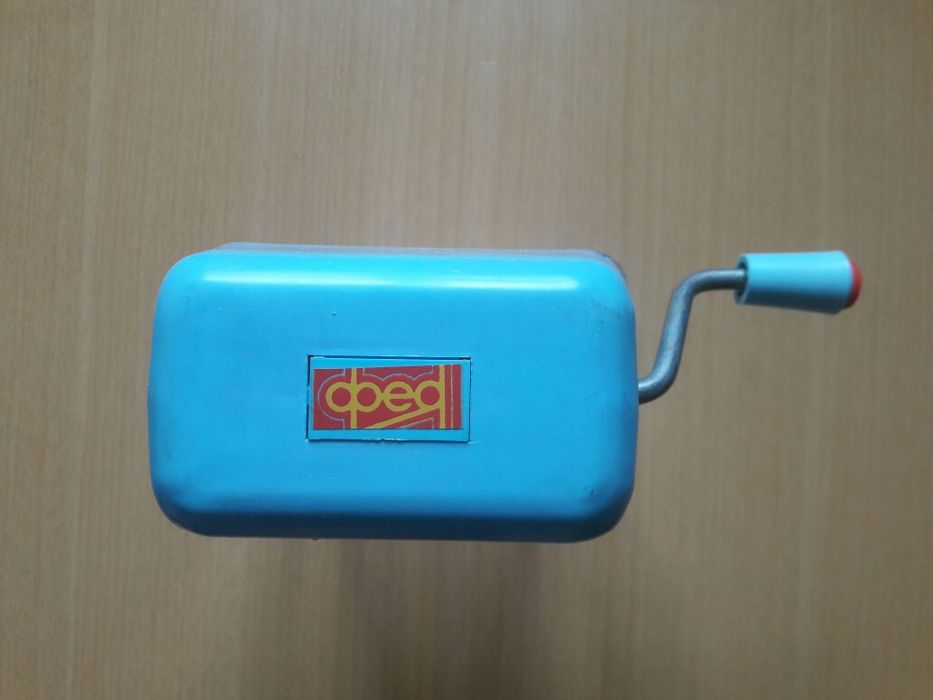 Миксер механический с ручным приводом. СССР.