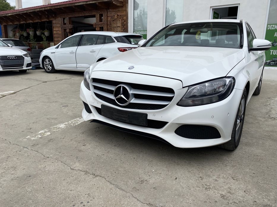 Ușă stânga spate Mercedes W205 C klass 2016