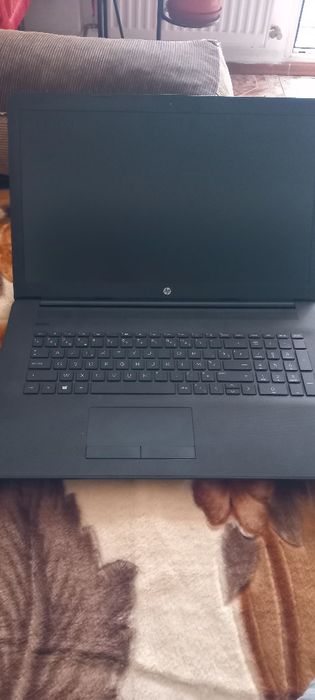 Laptop aproape nouu